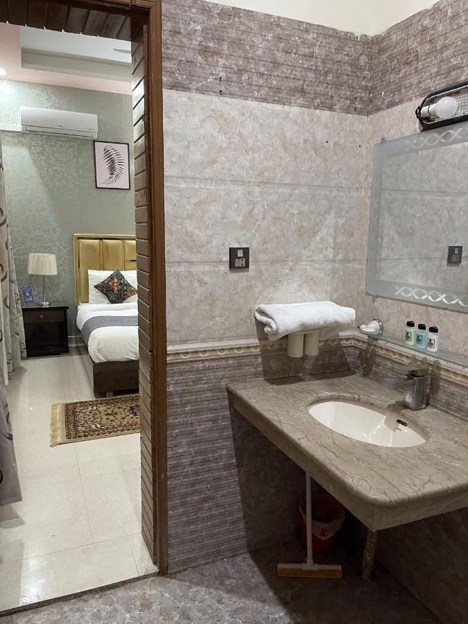 Umda Horizon Hotel Islamabad Ngoại thất bức ảnh